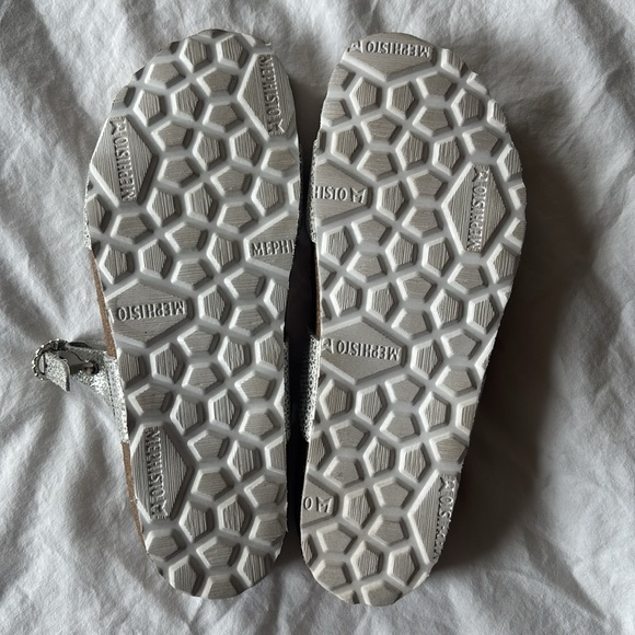 Mephisto Norie Silver Fiore Metallic Leather Sandal, 37 - Picture 6 of 7